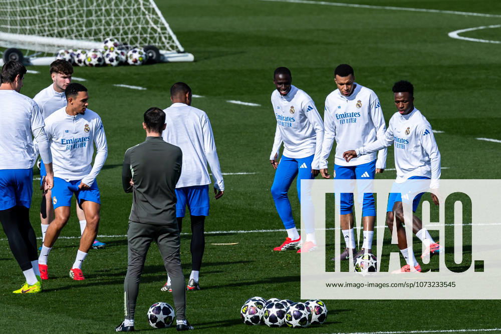FBL-Uefa Champions League 2025-26 Real Madrid - SL Benfica, Real Madrid training