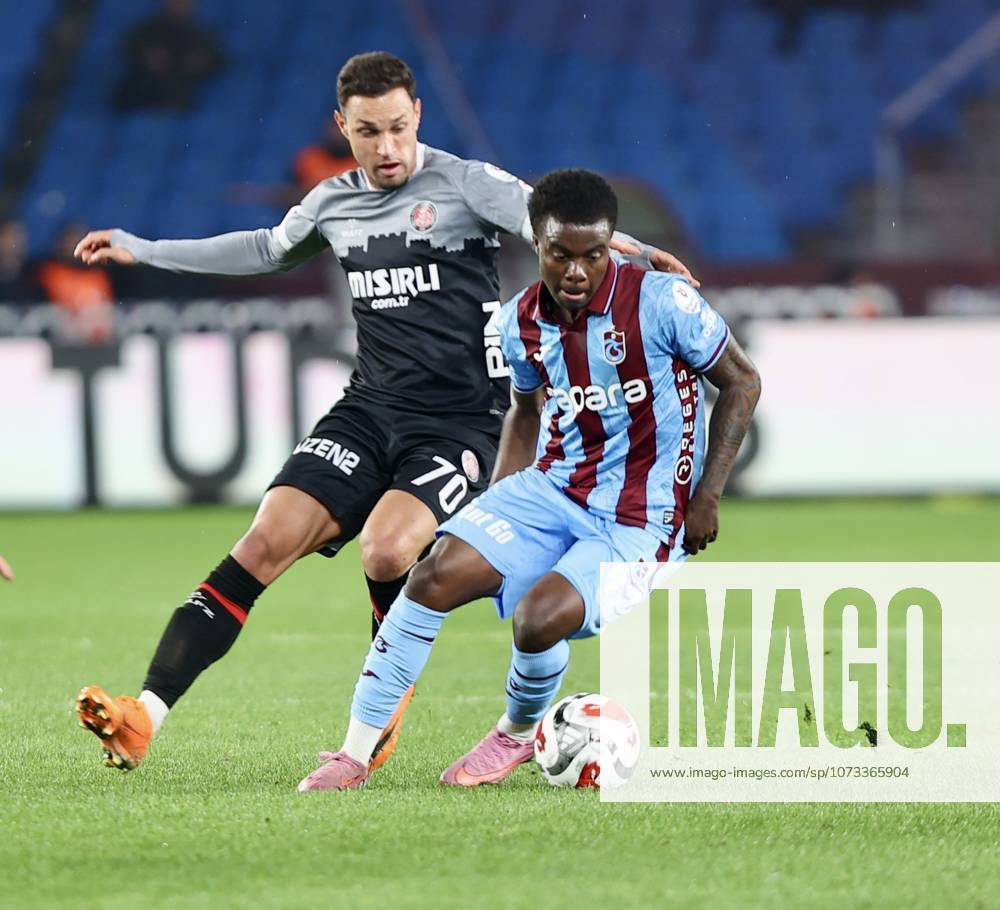 Trabzonspor v Misirli.com.tr Fatih Karagumruk - Turkish Super Lig TRABZON, TURKIYE - FEBRUARY 27: Oulai (R) of Trabzonspor in action during Turkish Super Lig week 24 football match between Trabzonspor and Misirli.com.tr Fatih Karagumruk at Papara Park in Trabzon, Turkiye on February 27, 2026. Seyit Ahmet Eksik Anadolu Trabzon Turkey. Editorial use only. Please get in touch for any other usage.
