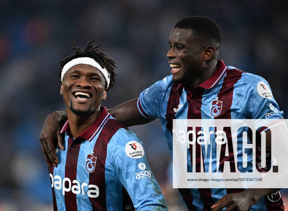 Trabzonspor v Misirli.com.tr Fatih Karagumruk - Turkish Super Lig TRABZON, TURKIYE - FEBRUARY 27: Chibuike Nwaiwu (L) and Paul Onuachu of Trabzonspor celebrate after scoring a goal during Turkish Super Lig week 24 football match between Trabzonspor and Misirli.com.tr Fatih Karagumruk at Papara Park in Trabzon, Turkiye on February 27, 2026. Hakan Burak Altunoz Anadolu Trabzon Turkey. Editorial use only. Please get in touch for any other usage.