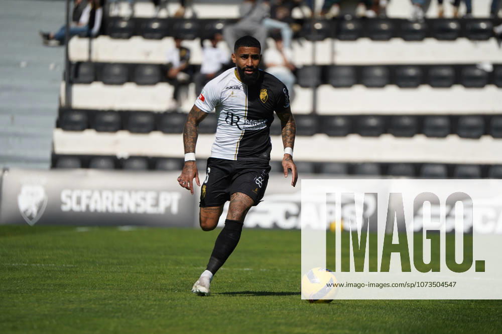 Liga Portugal 2 Meu Super Round 24 football match between SC Farense and Lusitania Lourosa FC, Faro, Portugal Faro, Portugal. 1 st Mar, 2026. Derick Poloni, SC Farense player, driving the ball on the left flank during the of the SC Farense 2 - 1 Lusitano Lourosa FC Round 24 match for the football Liga Portugal 2 Meu Super. Nuno Pires Veloso Alamy Live News.