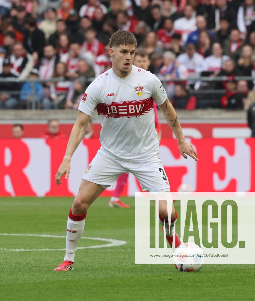 Stuttgart, Fußball Bundesliga, 20. Spieltag, VfB Stuttgart vs. VfL Wolfsburg, Ramon Hendriks ( VfB )