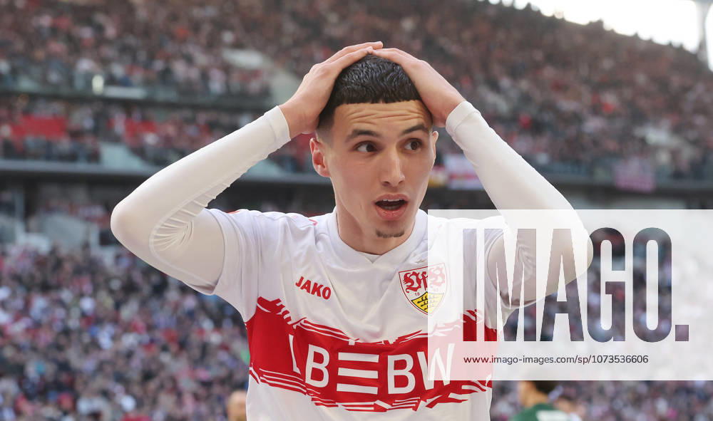 Stuttgart, Fußball Bundesliga, 20. Spieltag, VfB Stuttgart vs. VfL Wolfsburg, Bilal El Khannouss ( VfB )