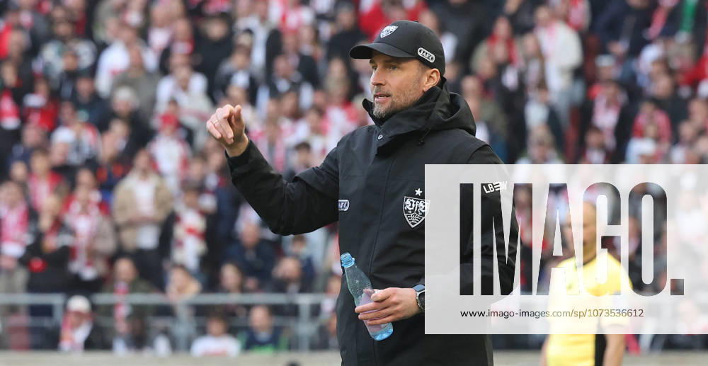 Stuttgart, Fußball Bundesliga, 20. Spieltag, VfB Stuttgart vs. VfL Wolfsburg, Trainer Sebastian Hoeneß ( VfB )