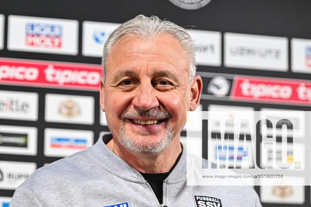 GER, 3. Liga, SSV Ulm 1846 vs TSG 1899 Hoffenheim II 03.03.2026, Donaustadion, Ulm, GER, 3. Liga, SSV Ulm 1846 vs TSG 1899 Hoffenheim II, im Bild Pavel Dotchev (SSV Ulm)