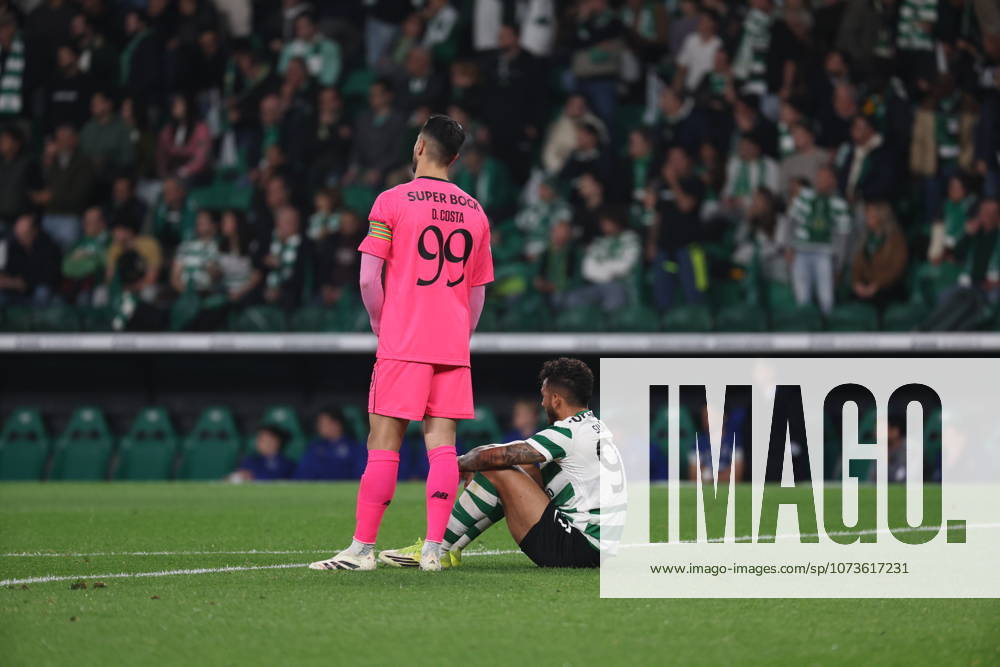 Diogo Costa (FC Porto) in action during the match between Sporting CP and FC Porto , valid for Taca de Portugal Generali Tranquilidade 2025 26 Semi Finals at Estadio Jose Alvalade on 3 March 2026. Lisbon Estadio Jose Alvalade Lisbon Portugal