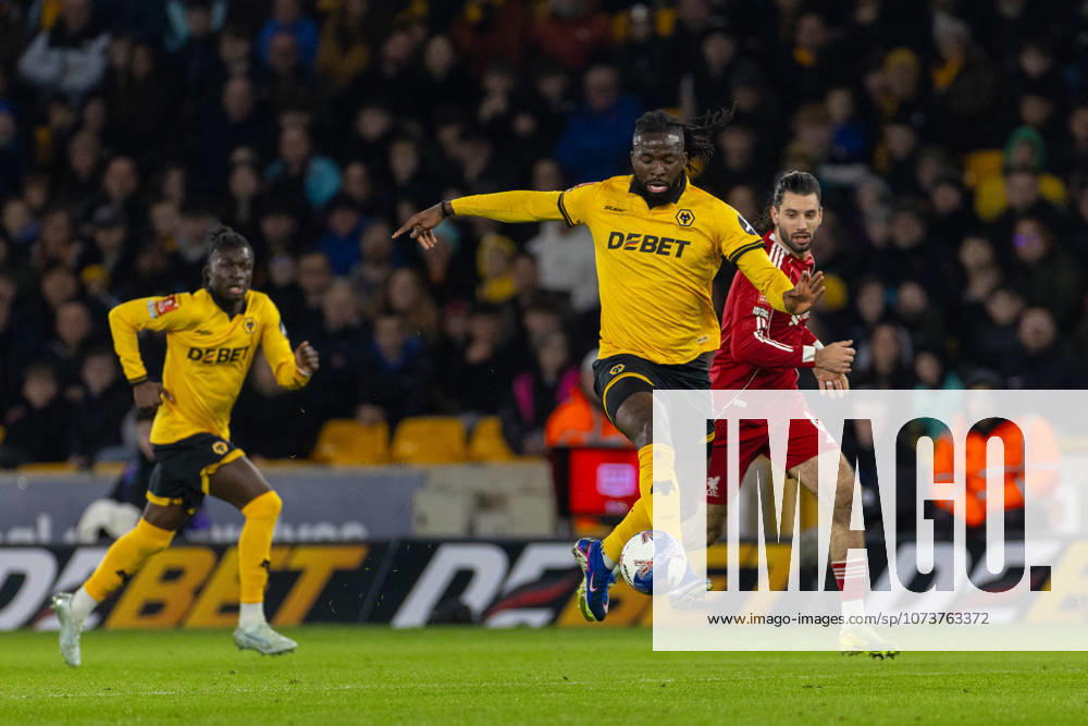 Football - FA Cup - 5th Round - Liverpool FC v Wolverhampton Wanderers FC WOLVERHAMPTON, ENGLAND - Friday, March 6, 2026: Wolverhampton Wanderers Tolu Arokodare during the FA Cup 5th Round match between Liverpool FC and Wolverhampton Wanderers FC at Molineux. (Photo by David Rawcliffe Propaganda) WOLVERHAMPTON Molineux WEST MIDLANDS ENGLAND