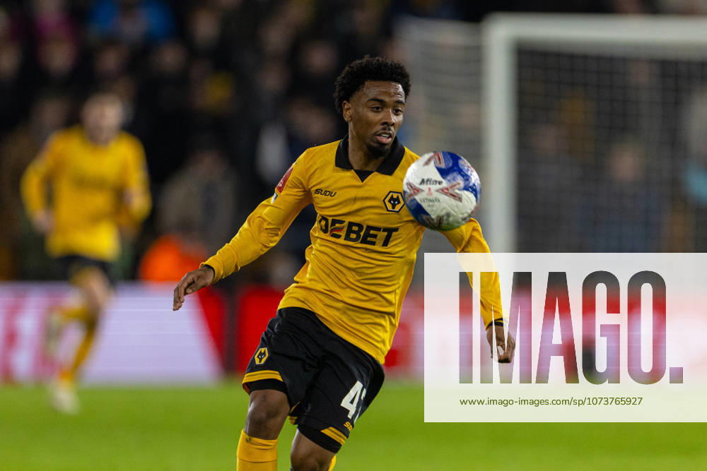 Football - FA Cup - 5th Round - Liverpool FC v Wolverhampton Wanderers FC WOLVERHAMPTON, ENGLAND - Friday, March 6, 2026: Wolverhampton Wanderers Angel Gomes during the FA Cup 5th Round match between Liverpool FC and Wolverhampton Wanderers FC at Molineux. (Photo by David Rawcliffe Propaganda) WOLVERHAMPTON Molineux WEST MIDLANDS ENGLAND
