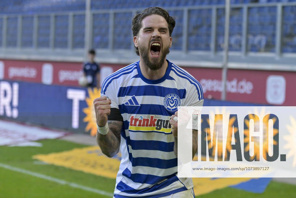 Lex Tyger Lobinger (Duisburg 45) jubelt nach dem Tor zum 1:0 08.03.2026 ¢ Fussball ¢ MSV Duisburg vs 1. FC Saarbrueken, Schauinsland-Reisen-Arena, Duisburg, DFB DFL REGULATIONS PROHIBIT ANY USE OF PHOTOGRAPHS AS IMAGE SEQUENCES AND OR QUASI-VIDEO