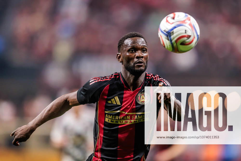 EMMANUEL LATTE LATH, Forward, for Atlanta United FC tracks the ball in mid-air deep in the Real Salt Lake defensive zone. Atlanta USA - ZUMAm352 20260307_zsp_m352_010