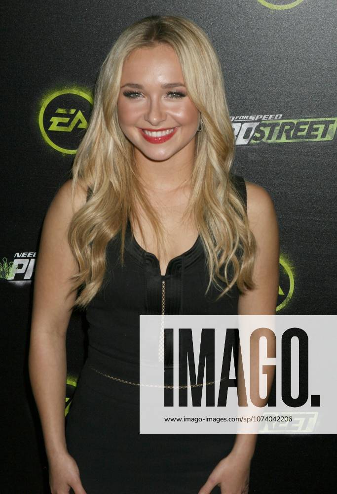 Hollywood, CA, U.S. - 13 November 2007 - Hollywood, California - Hayden Panettiere. Electronic Arts, Inc. launch of Need for Speed ProStreet Game party hosted by Hayden Panettiere of Heroes at Les Deux. Photo Credit: Russ Elliot AdMedia