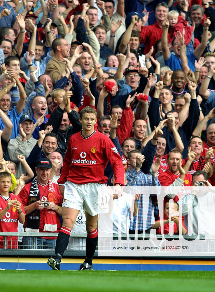 Manchester United, ManU V Ipswich Town, Premier League Ole Gunnar Solskjaer of Manchester United celebrates during the Premier League match between Manchester United and Ipswich Town at Old Trafford on September 22, 2001 in Manchester, England . Manchester Old Trafford England United Kingdom