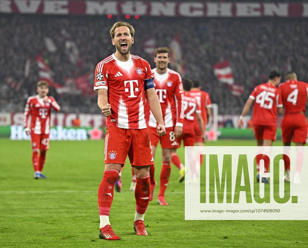 Fussball UEFA Championsleague 2025 2026: Achtelfinale Rückspiel, FC Bayern München - Atalanta Bergamo, in der Allianz-Arena München, Harry Kane (FC Bayern München) jubelt.