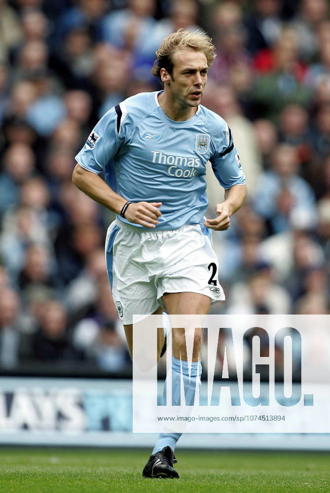 Manchester City V Arsenal, Premier League Paul Bosvelt of Manchester City running during the Premier League match between Manchester City and Arsenal at City Of Manchester Stadium on September 25, 2004 in Manchester, England. Manchester City Of Manchester Stadium England United Kingdom