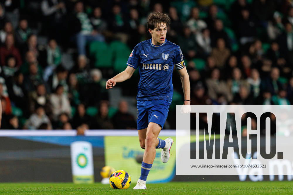 Gustavo Sa seen during Liga Portugal game between teams of Sporting CP and FC Famalicao at Estadio Jose Alvalade (Maciej Rogowski Ball Raw Images) Lisbon Estadio Jose Alvalade Portugal