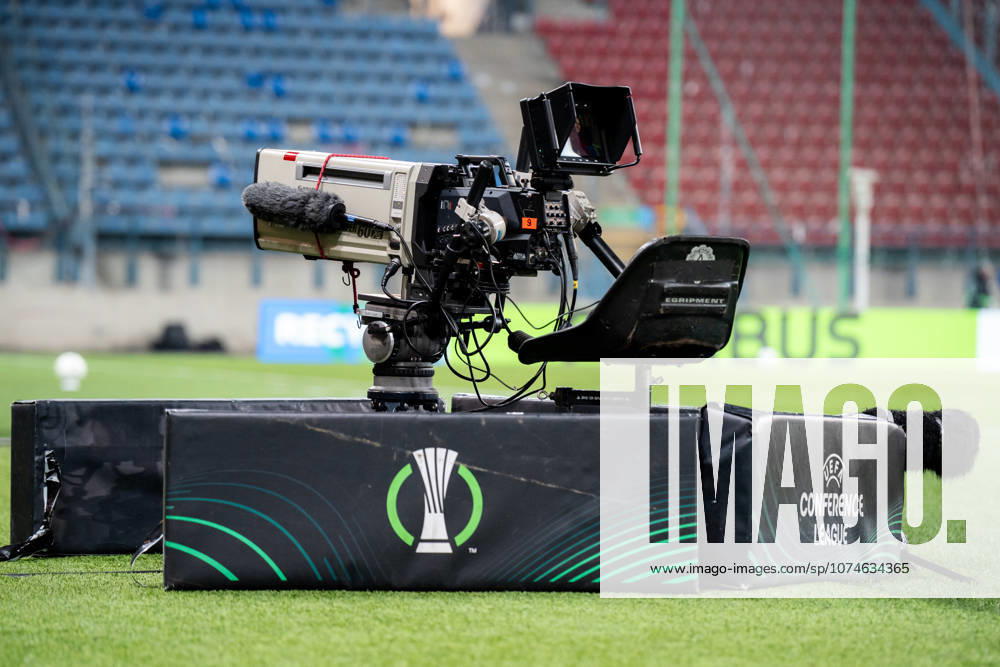 Shakhtar Donetsk v Lech Poznan - UEFA Conference League A professional television broadcast camera is seen on the sideline during the UEFA Conference League football game between FC Shakhtar Donetsk and Lech Poznan in Krakow, Poland, on March 19, 2026. The camera is equipped with a high-definition long-range zoom lens for live sports coverage. Krakow Poland