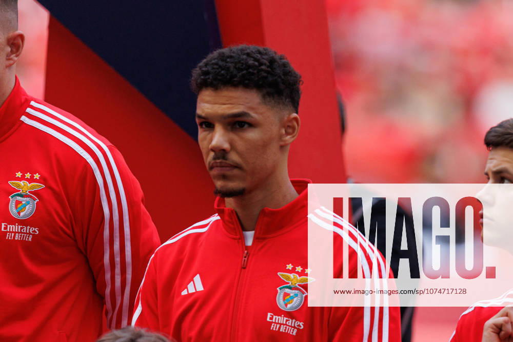 Alexander Bah seen during Liga Portugal game between teams of SL Benfica and Vitoria SC at Estadio Da Luz (Luis Loureiro Ball Raw Images PT) Lisbon Estadio Da Luz Portugal