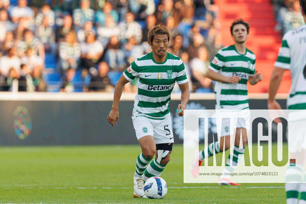Hidemasa Morita seen during Liga Portugal game between teams of FC Alverca and Sporting CP (Luis Loureiro Ball Raw Images) Alverca Complexo Desportivo Alverca Portugal