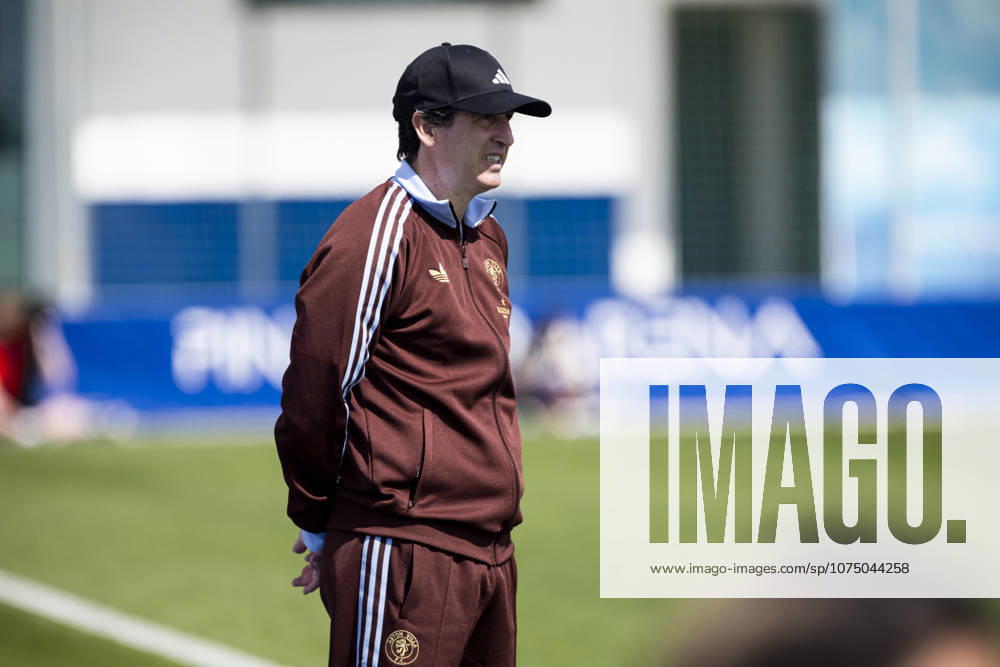 Aston Villa CF vs Elche CF, Winter Friendly Match, Unai Emery, the Spanish manager of Aston Villa FC, during the match. Aston Villa CF vs Elche CF, Winter Friendly Match, Pinatar Arena Football Center, San Pedro del Pinatar, Region of Murcia, Spain, 27 March 2026 San Pedro del Pinatar Pinatar Arena Region de Murcia Spain