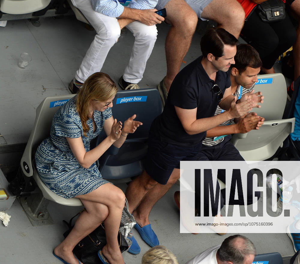 Jimmy Carr watches Andy Murray Australian Open 2014 Melbourne, Australian Open Tennis Day 4 16 01 2014 Stand-up stands up! 8 out of 10 Cats stand-up comedian Jimmy Carr (with girlfriend Karoline Kopping) stands up to applaud Andy Murray in his third round match Melbourne VIC Australia