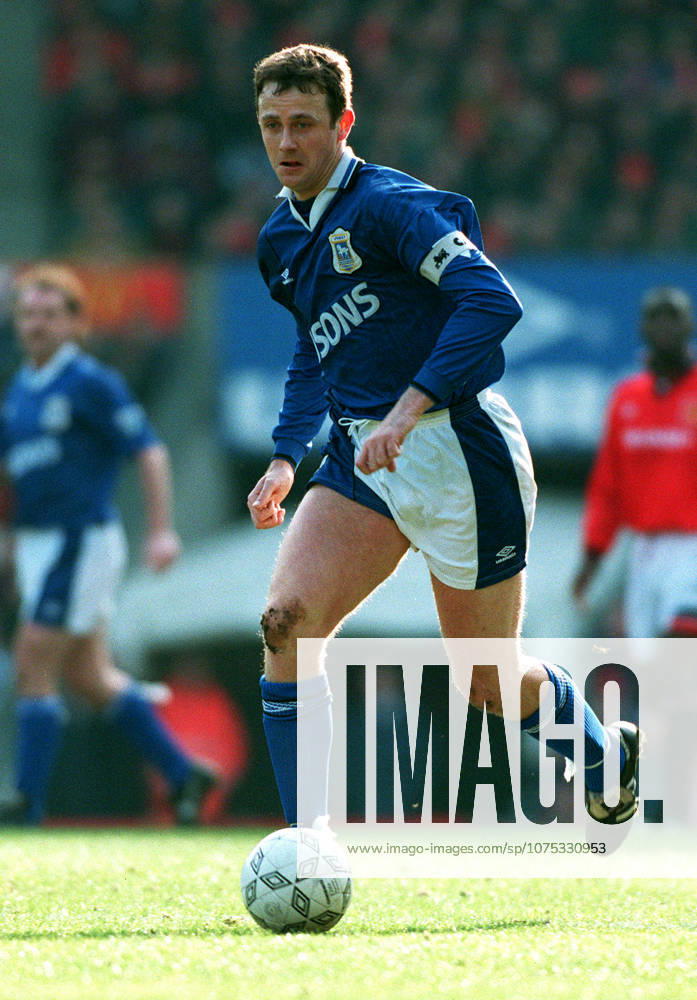 Manchester United, ManU V Ipswich Town, Premier League Steve Sedgley of Ipswich Town on the ball during the Premier League match between Manchester United and Ipswich Town at Old Trafford on March 4, 1995 in Manchester, England. Manchester Old Trafford England United Kingdom