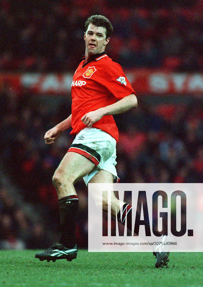 Manchester United, ManU V Ipswich Town, Premier League Gary Pallister of Manchester United running during the Premier League match between Manchester United and Ipswich Town at Old Trafford on March 4, 1995 in Manchester, England. Manchester Old Trafford England United Kingdom