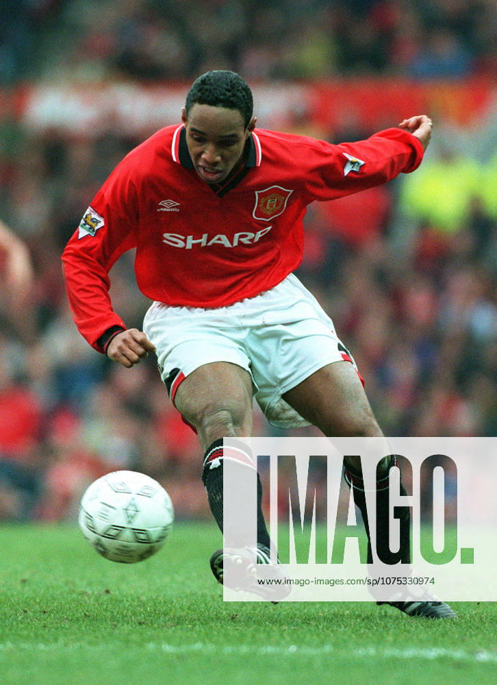 Manchester United, ManU V Ipswich Town, Premier League Paul Ince of Manchester United on the ball during the Premier League match between Manchester United and Ipswich Town at Old Trafford on March 4, 1995 in Manchester, England. Manchester Old Trafford England United Kingdom