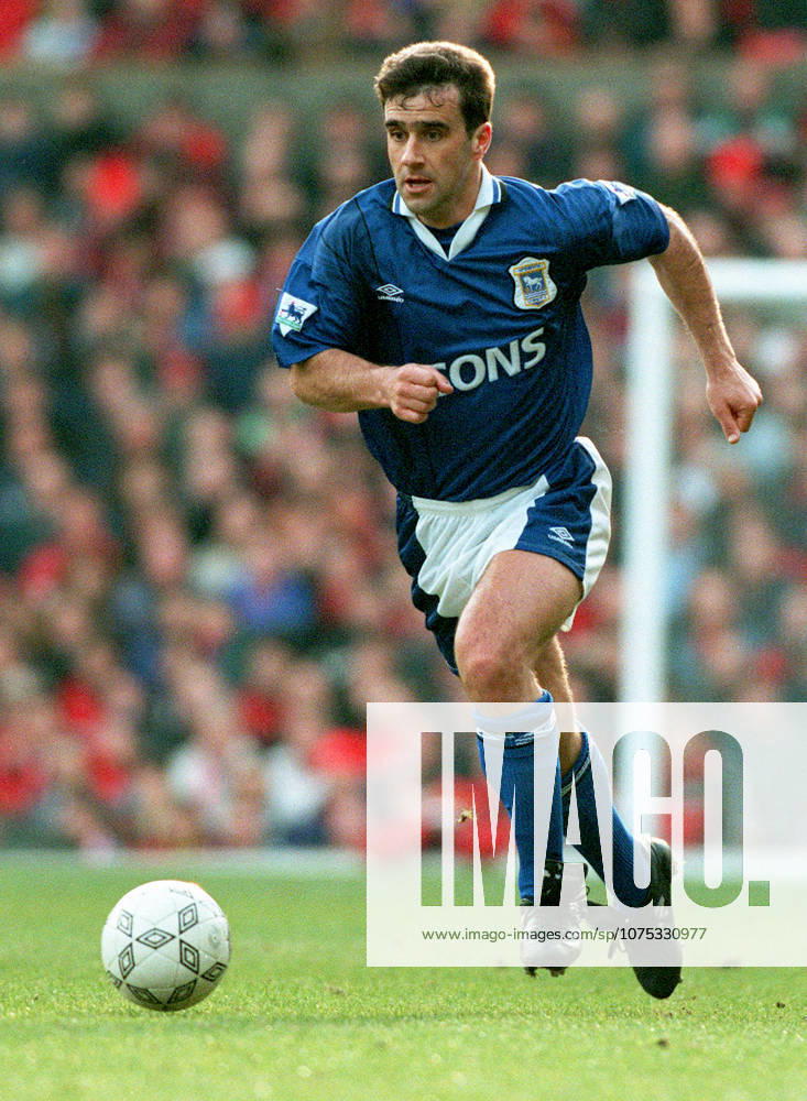 Manchester United, ManU V Ipswich Town, Premier League Neil Thompson of Ipswich Town on the ball during the Premier League match between Manchester United and Ipswich Town at Old Trafford on March 4, 1995 in Manchester, England. Manchester Old Trafford England United Kingdom