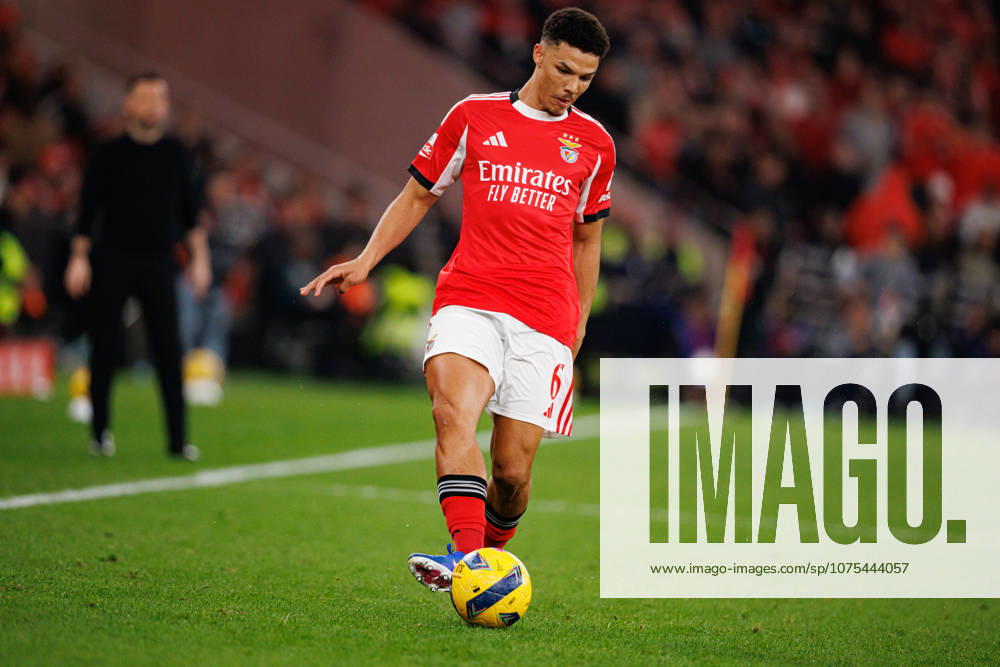 Alexander Bah seen during Liga Portugal game between teams of SL Benfica and FC Porto at Estadio Da Luz (Maciej Rogowski Ball Raw Images PT) Lisbon Estadio Da Luz Portugal