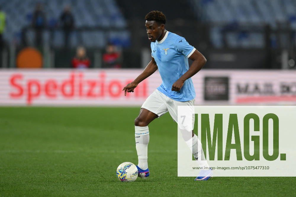 Foto IPP Roberto Ramaccia Roma 4 4 2026 Campionato di Calcio Serie A 2025 2026 Lazio vs Parma Nella foto Fisayo Dele-Bashiru of SS Lazio in azione palla al piede Italy Photo Press - World Copyright Roma italy Italia ITALY