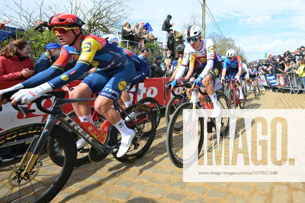 Danish Mads Pedersen of Lidl-Trek and Czech Mathias Vacek of Lidl-Trek pictured in action during the men s race of the Ronde van Vlaanderen Tour des Flandres Tour of Flanders UCI WorldTour one day cycling race, 278 km from Antwerp to Oudenaarde, Sunday 05 April 2026. DAVIDxPINTENS x169863652x