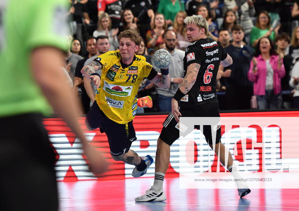 Handball - 1. Bundesliga DAIKIN HBL - Saison 2025 2026 - 27. Spieltag: HC Erlangen Metropolregion Nürnberg HCE - Rhein-Neckar Löwen - OGo - - Edwin Aspenbäck (78, Rhein Neckar Löwen ) Marek Nissen (6, HC Erlangen HCE )