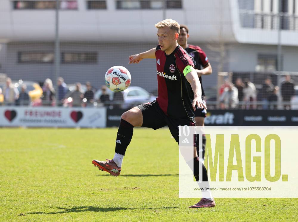 Fussball - Saison 2025 2026 - Regionalliga Bayern - 27. Spieltag: 1. FC Nürnberg FCN II ( Club ) - SpVgg Greuther Fürth II (Kleeblatt U23 ) - DaMa - - Benedikt Kirsch (10, 1. FC Nürnberg FCN II )