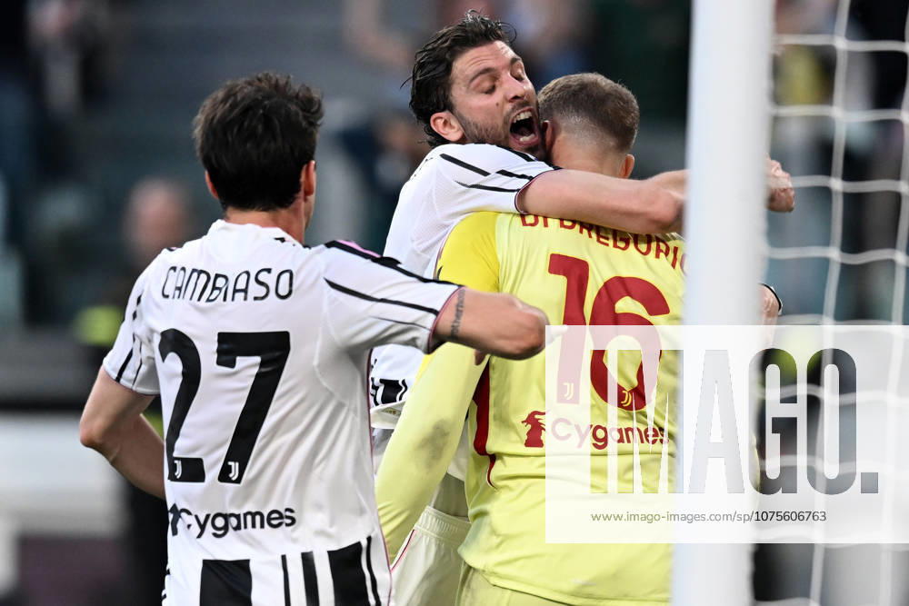Db Torino 06 04 2026 - campionato di calcio serie A Juventus-Genoa foto Daniele Buffa Image nella foto: Michele Di Gregorio-Manuel Locatelli