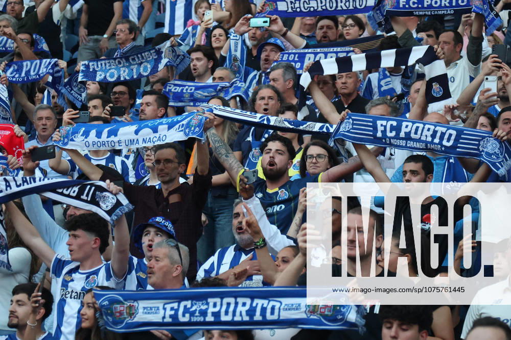 POR: Porto v Nottingham Forest, Europa League, 9 April 2026 Fans of porto during the UEFA Europe League,Quartet finals 1st leg between Porto FC and Nottingham Forest FC at Stadium of Dragao on April 9,2026 in Porto (Portugal) (Photo by Luis de la Mata SportPix Sipa USA) Porto As Antas Porto Portugal