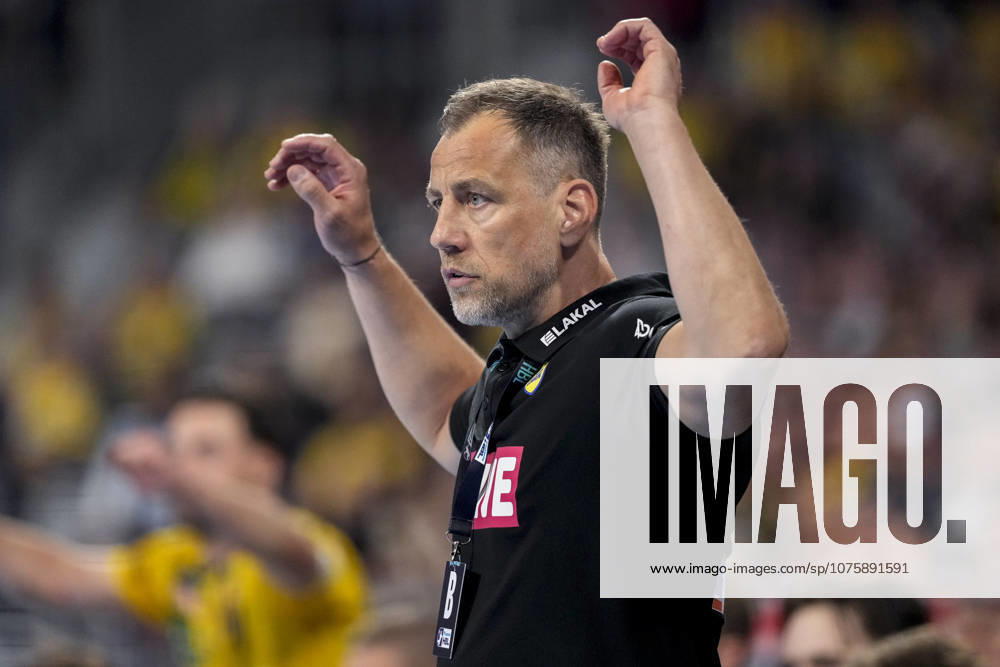 Maik Machulla (Trainer, Cheftrainer, RNL), Einzelbild, Einzelfoto, Aktion, Action, 11.04.2026, Mannheim (Deutschland), Handball, Bundesliga, Rhein-Neckar Löwen - SG Flensburg-Handewitt