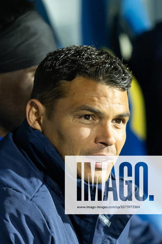 Porto defender from Brazil THIAGO SILVA (3) before the start of the game of Matchday 29 of the Liga Portugal Betclic between Estoril and Porto at Estadio Antonio Coimbra da Mota Estoril Portugal - ZUMAs359 20260412_zsp_s359_010