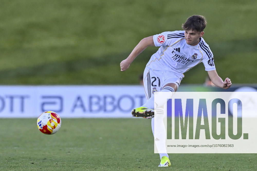 DIEGO AGUADO of Real Madrid Castilla CF pases the ball during the Primera Federacio³n Group 1 soccer match between Real Madrid Castilla and Ourense CF, played at the Alfredo Di Stefano Stadium on April 14, 2026, in Valdebebas, Madrid, Spain. First Division Federation REAL MADRID CASTILLA 1 - OURENSE CF 1 (04.14.26) - ZUMAc312 20260414_zsp_c312_225