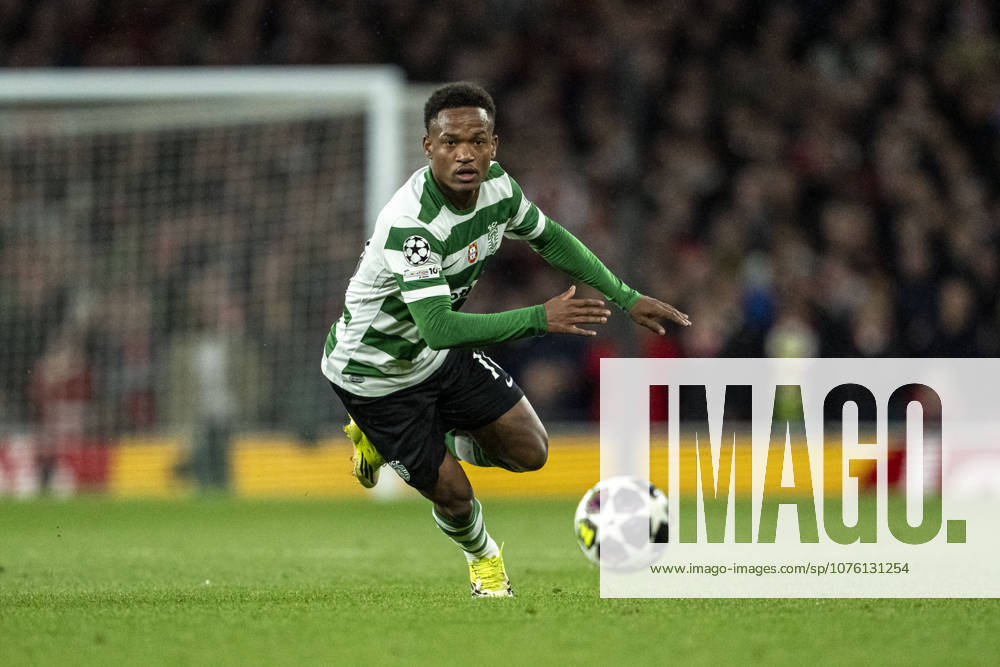 Geny Catamo of Sporting CP controls the ball during a UEFA Champions League 2025-26 match between Arsenal and Sporting CP at Emirates Stadium on April 15, 2026 in London, England. (Photo by Pedro Loureiro Sports Press Photo)