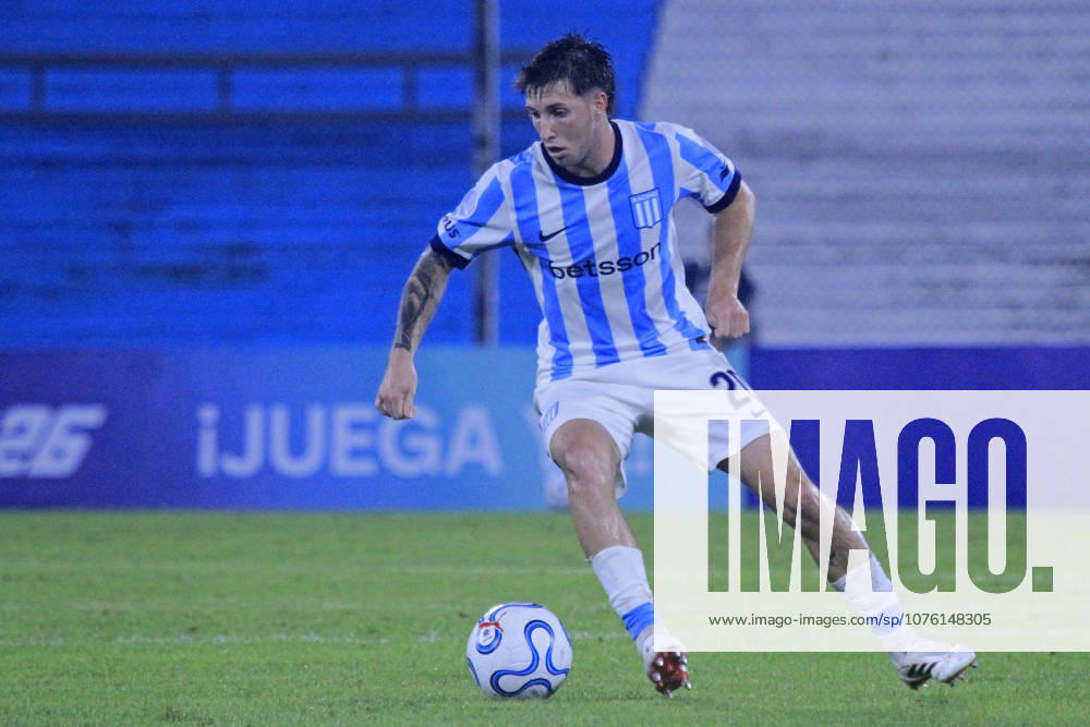 15th April 2026; Presidente Peron Stadium, Buenos Aires, Argentina; Copa Sudamericana Football Racing versus Botafogo; Baltasar Rodriguez of Racing controls the ball PoolxPelaezxBurga DiaEsportivo