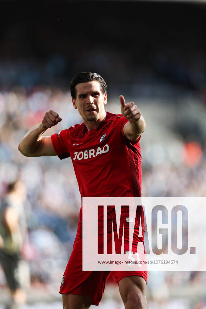 Real Club Celta v SC Freiburg - UEFA Europa League 2025 26 Quarter-Final Second Leg Igor Matanovic of SC Freiburg celebrates a goal during the UEFA Europa League 2025 26 Quarter-Final Leg Two match between Real Club Celta and SC Freiburg at Estadio Balaidos in Vigo, Spain, on April 16, 2026. vigo Vigo Spain