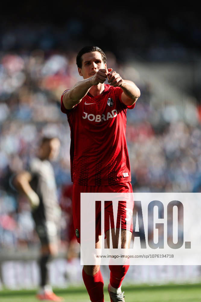 Real Club Celta v SC Freiburg - UEFA Europa League 2025 26 Quarter-Final Second Leg Igor Matanovic of SC Freiburg celebrates a goal during the UEFA Europa League 2025 26 Quarter-Final Leg Two match between Real Club Celta and SC Freiburg at Estadio Balaidos in Vigo, Spain, on April 16, 2026. vigo Vigo Spain