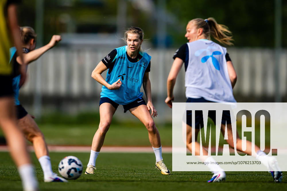 Ada Hegerberg of the Norwegian womens national football team during a training session on April 17, 2026 in Ptuj. Photo: Marius Simensen BILDBYRAN Cop 238 bbeng dam fifa women s world cup qualifier football fotball fotboll norge norway practice soccer training trening träning