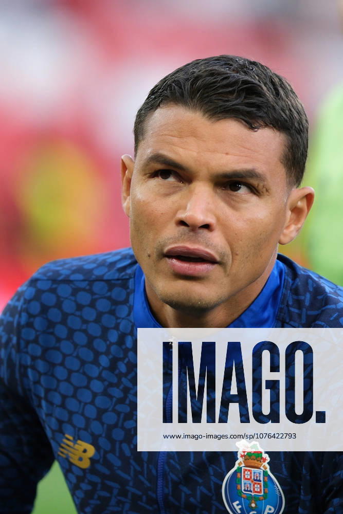 Nottingham Forest v FC Porto - UEFA Europa League Quarter Final Thiago Silva of FC Porto seen warming up during the UEFA Europa league quarter final football match between Nottingham Forest and FC Porto. Final score : Nottingham Forest 1 : 0 FC Porto Nottingham United Kingdom