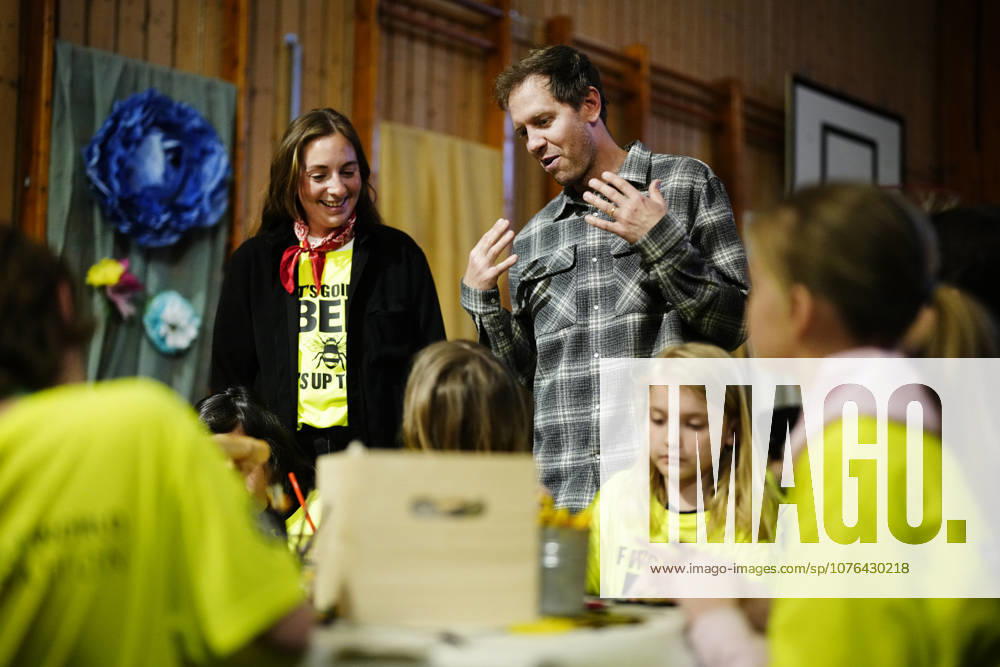 Former Formula 1 World Champion Sebastian Vettel visits Lilla Samskolan, where students demonstrate their environmental work, while in Gothenburg to receive The Perfect World Foundation Award in Gothenburg, Sweden, on April 20, 2026. GÖTEBORG SWEDEN