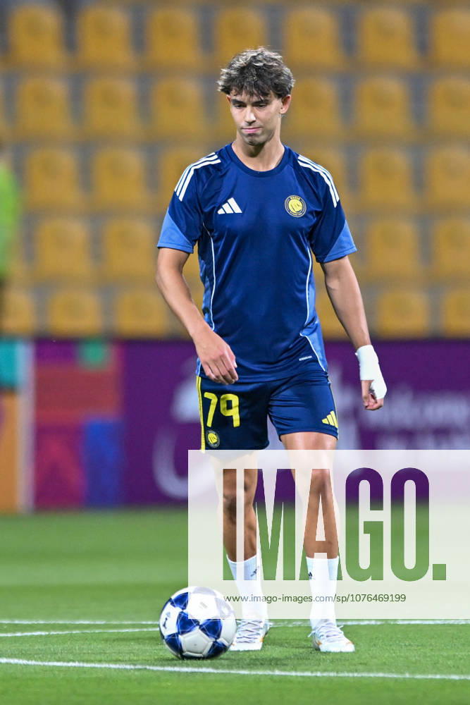 Al Nassr v Al Ahli - Saudi Pro League DUBAI, UAE - APRIL 22: Joao Felix of Al Nassr warms up ahead of the Saudi Pro League semi-final match between Al Nassr and Al Ahli at Zabeel Stadium in Dubai, United Arab Emirates, on April 22, 2026. Waleed Zein Anadolu Dubai United Arab Emirates. Editorial use only. Please get in touch for any other usage.