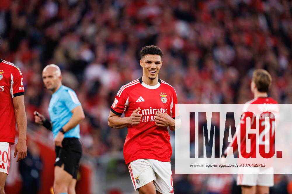 Alexander Bah seen during Liga Portugal game between teams of SL Benfica and Vitoria SC at Estadio Da Luz (Maciej Rogowski Ball Raw Images PT) Lisbon Estadio Da Luz Portugal