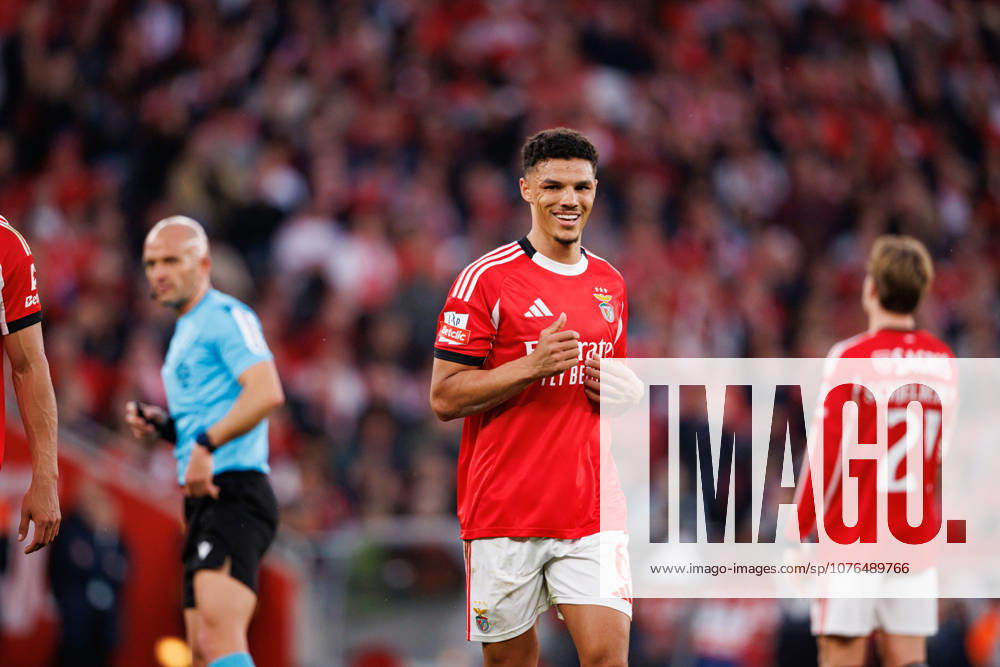 Alexander Bah seen during Liga Portugal game between teams of SL Benfica and Vitoria SC at Estadio Da Luz (Maciej Rogowski Ball Raw Images PT) Lisbon Estadio Da Luz Portugal