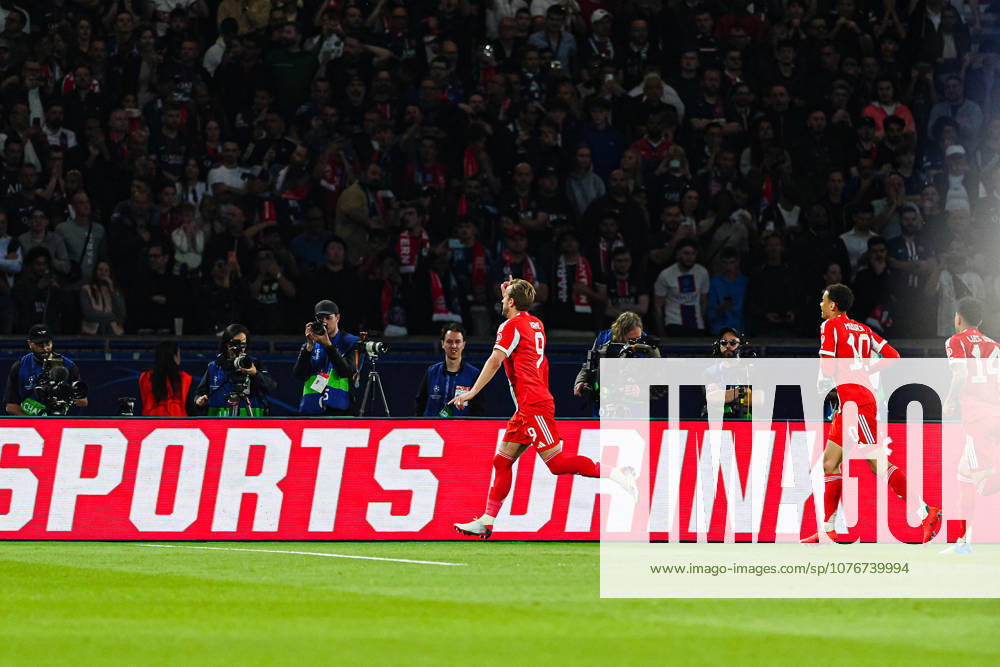 Torjubel nach Tor zum 0:1 per Elfmeter Strafstoss Harry Kane (FC Bayern München, 09) FRA, Paris St. Germain vs. FC Bayern München, Fussball, UEFA Champions League, Halbfinale, Spielzeit 2025 2026, 28.04.2026 FRA, Paris St. Germain vs. FC Bayern München, Fussball, UEFA Champions League, Halbfinale, Spielzeit 2025 2026, 28.04.2026 Paris