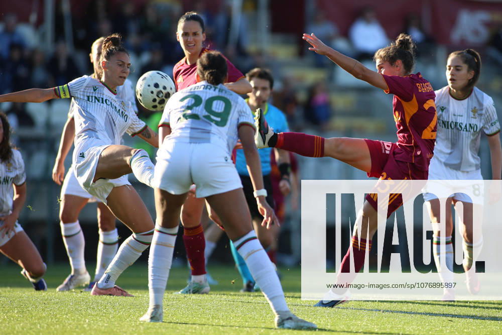 CALCIO - Serie A Femminile - AS Roma vs Ternana Women Valentina Bergamaschi of AS Roma is in action during the Serie A Women Athora Fase a gironi - 20° between A.S. Roma Femminile vs Ternana , 02 May 2026 at the Tre Fontane Stadium, Roma Italy Rome Italy