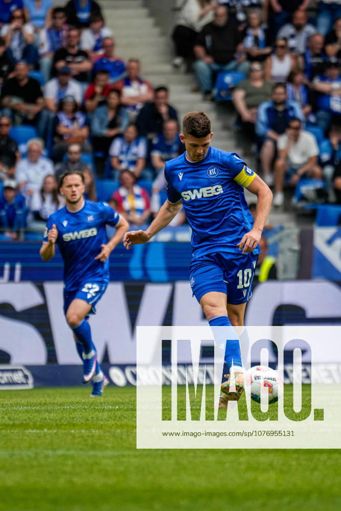 Fussball 2.Bundesliga, Karlsruher SC - SV Darmstadt 98 Marvin Wanitzek (Karlsruher SC) Karlsruhe